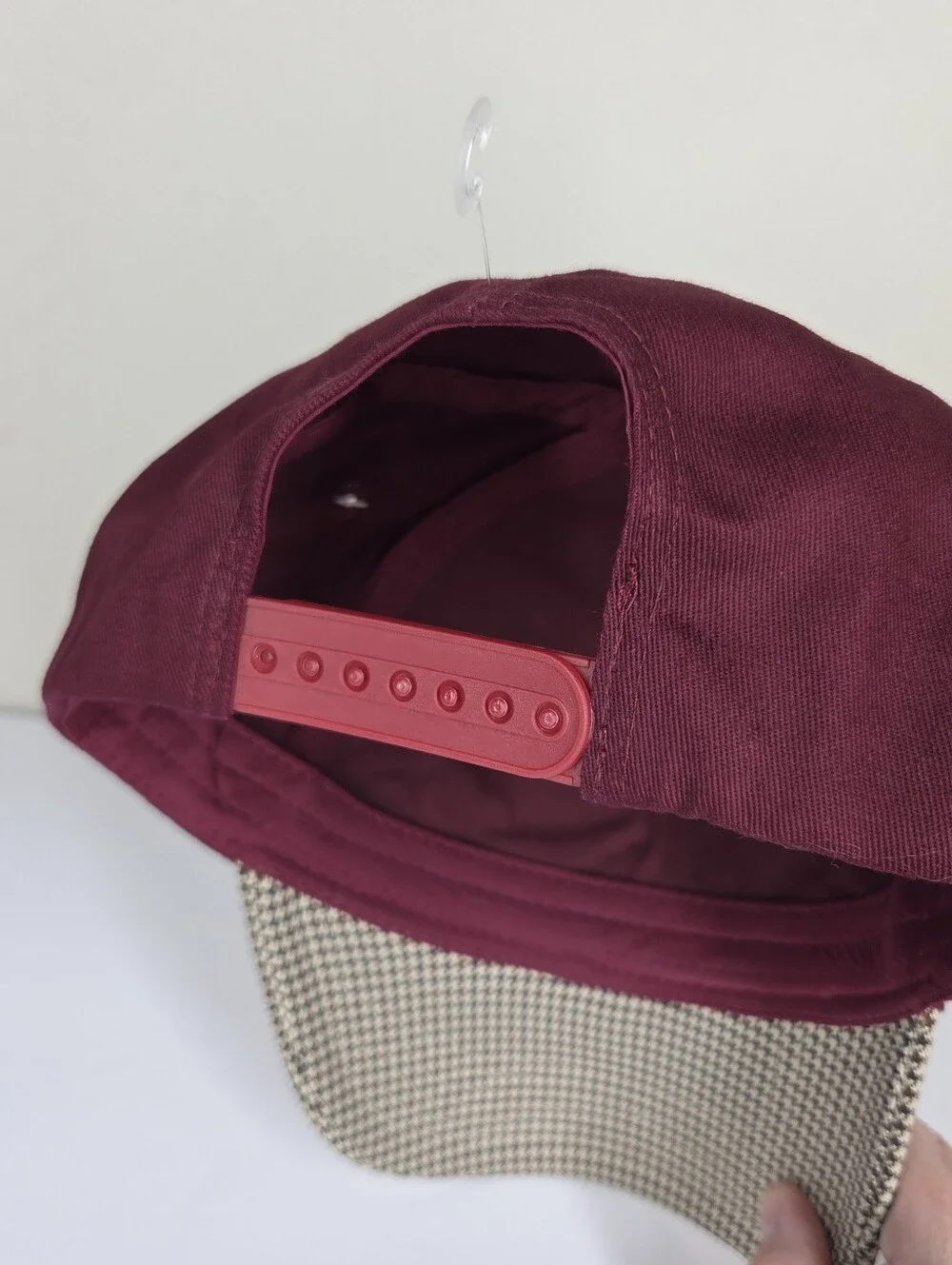 NWT Anthropologie Kenz Kustomz Park Slope Parlour Burgundy Houndstooth Hat